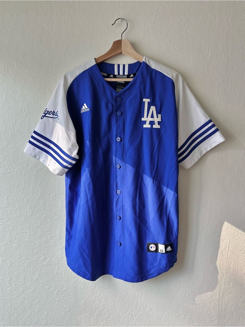 Sold Los angeles dodgers yasiel puig adidas jersey men’s size xl extra large
